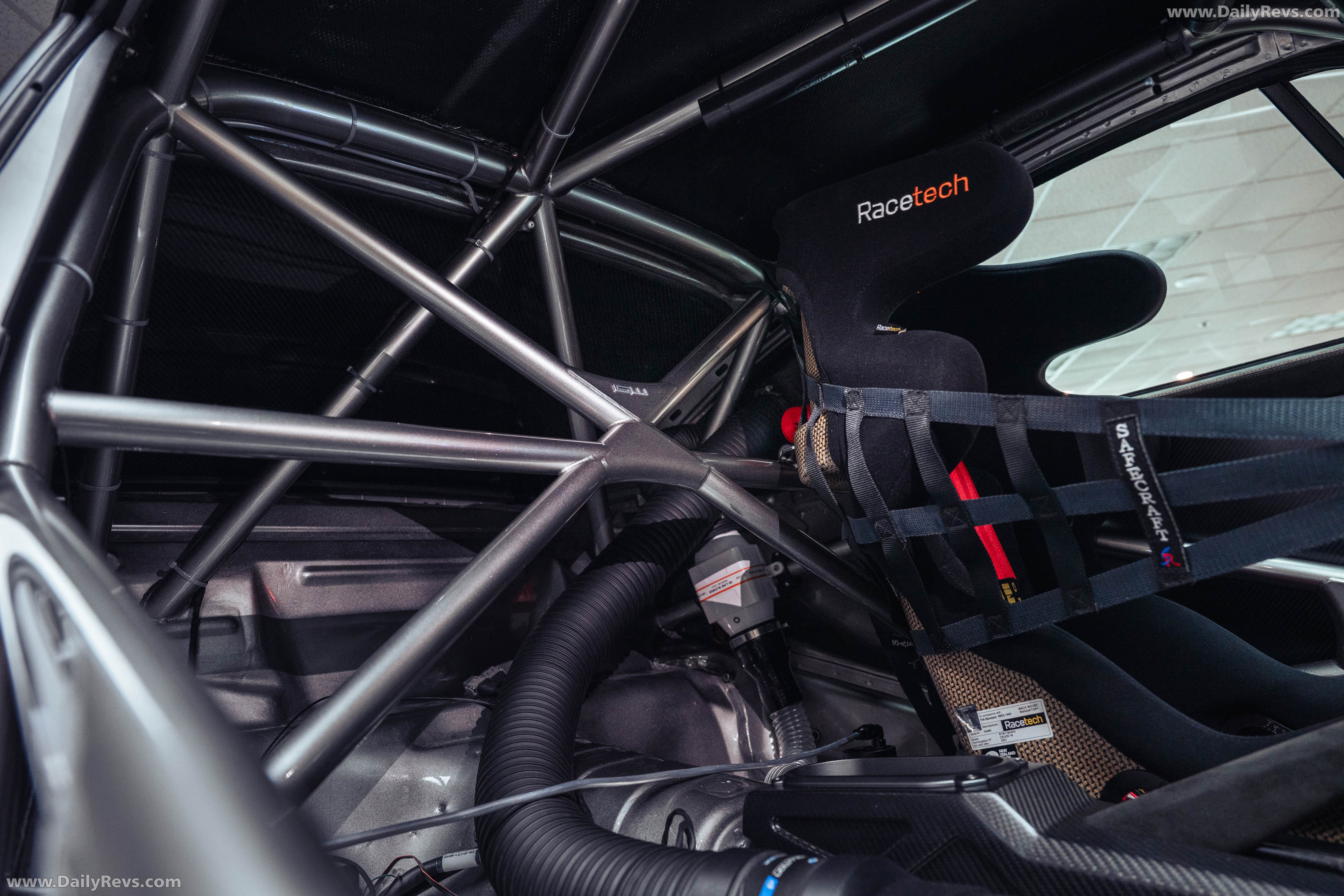 2027 Gunther Werks GXR-Evo Interior